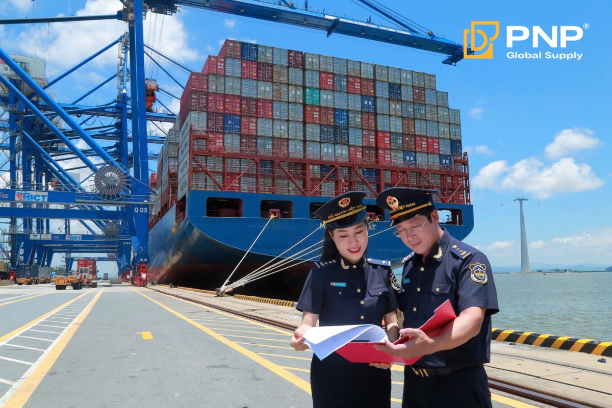 Customs declaration and clearance for export goods